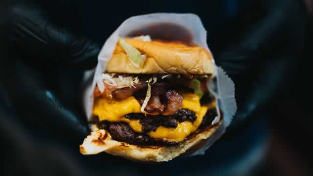 1 Number That Has to Change Before I Buy Shake Shack Shares