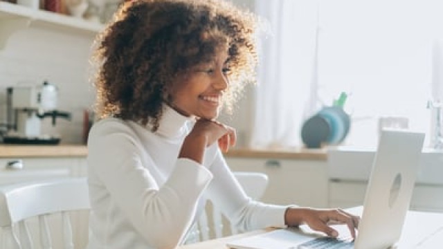 1 Unstoppable Artificial Intelligence (AI) Stock Down 40% to Buy Hand Over Fist, According to Wall Street