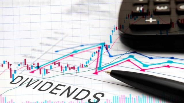 10 Smartest Dividend Stocks to Buy With $500 Right Now