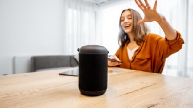 2 Artificial Intelligence (AI) Stocks That Could Go Parabolic