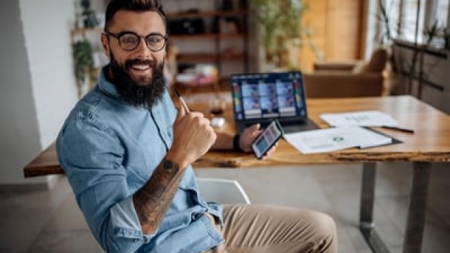 2 Leading Tech Stocks to Buy in 2024 and Beyond