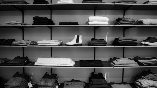 2 Retail Stocks Gapping Lower After Earnings