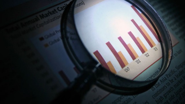 2 stocks to reach $500 billion market cap in the second half of the year