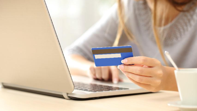 2 Super Growth Stocks to Buy With $5,000 Right Now