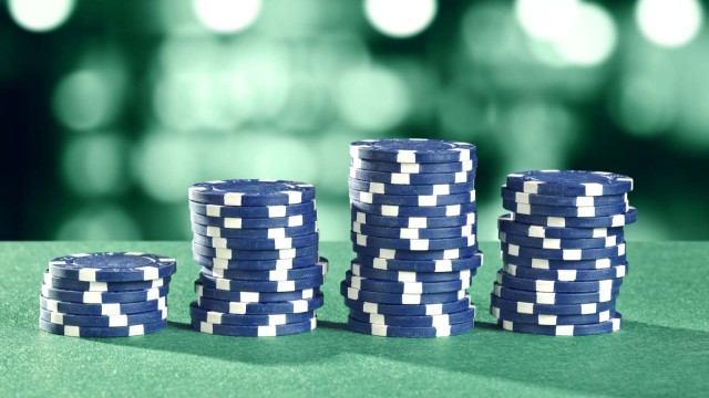 3 Blue-Chip Stocks to Buy and Hold for Lifetime Profits