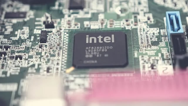 3 Catalysts Converge on Intel Ahead of a Critical Earnings Report