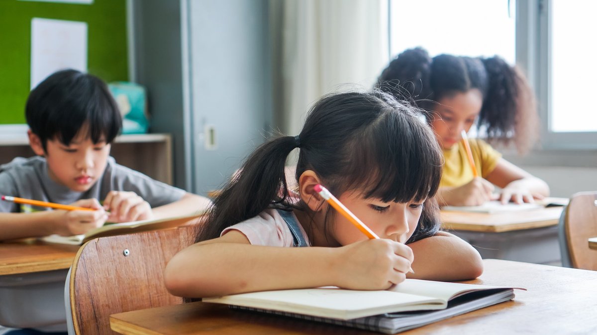3 Easy Credit Card Welcome Offers for Back-to-School Shopping