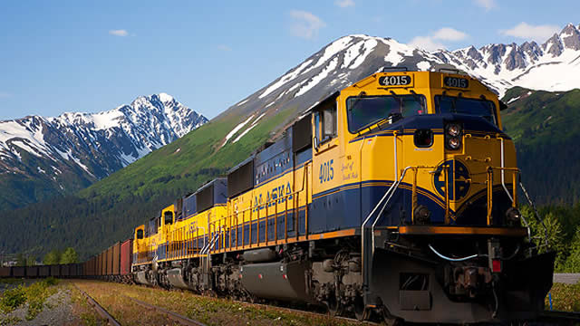 3 Railroad Stocks to Buy From the Prospering Industry