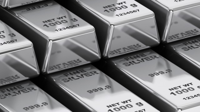 3 Ways Silver Contributes to the Global Energy Transition