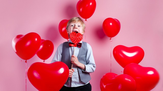 https://images.financialmodelingprep.com/news/5-etfs-to-gift-your-loved-ones-this-valentine-20240214.jpg