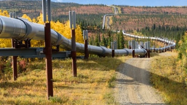 5 Reasons to Buy Enterprise Products Partners Stock Like There's No Tomorrow