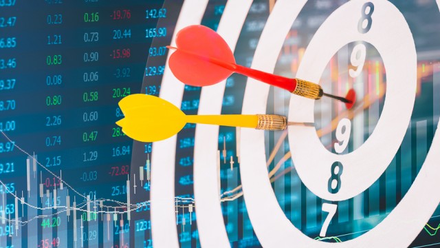 https://images.financialmodelingprep.com/news/5-topranked-etfs-to-buy-cheap-in-2024-20240115.jpg