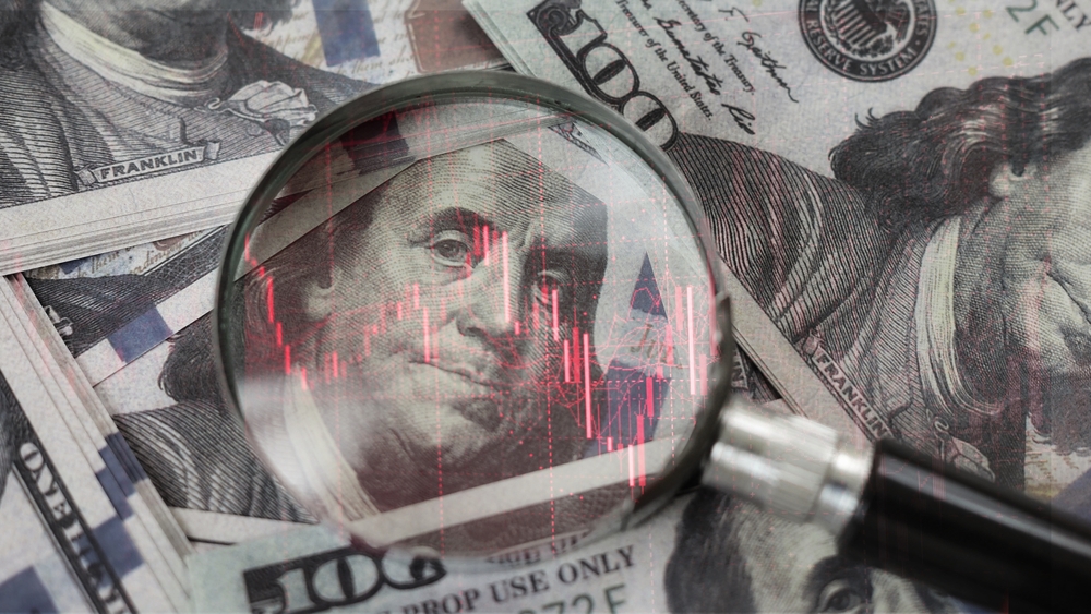 A Dollar in Decline Supports Case for International Equities