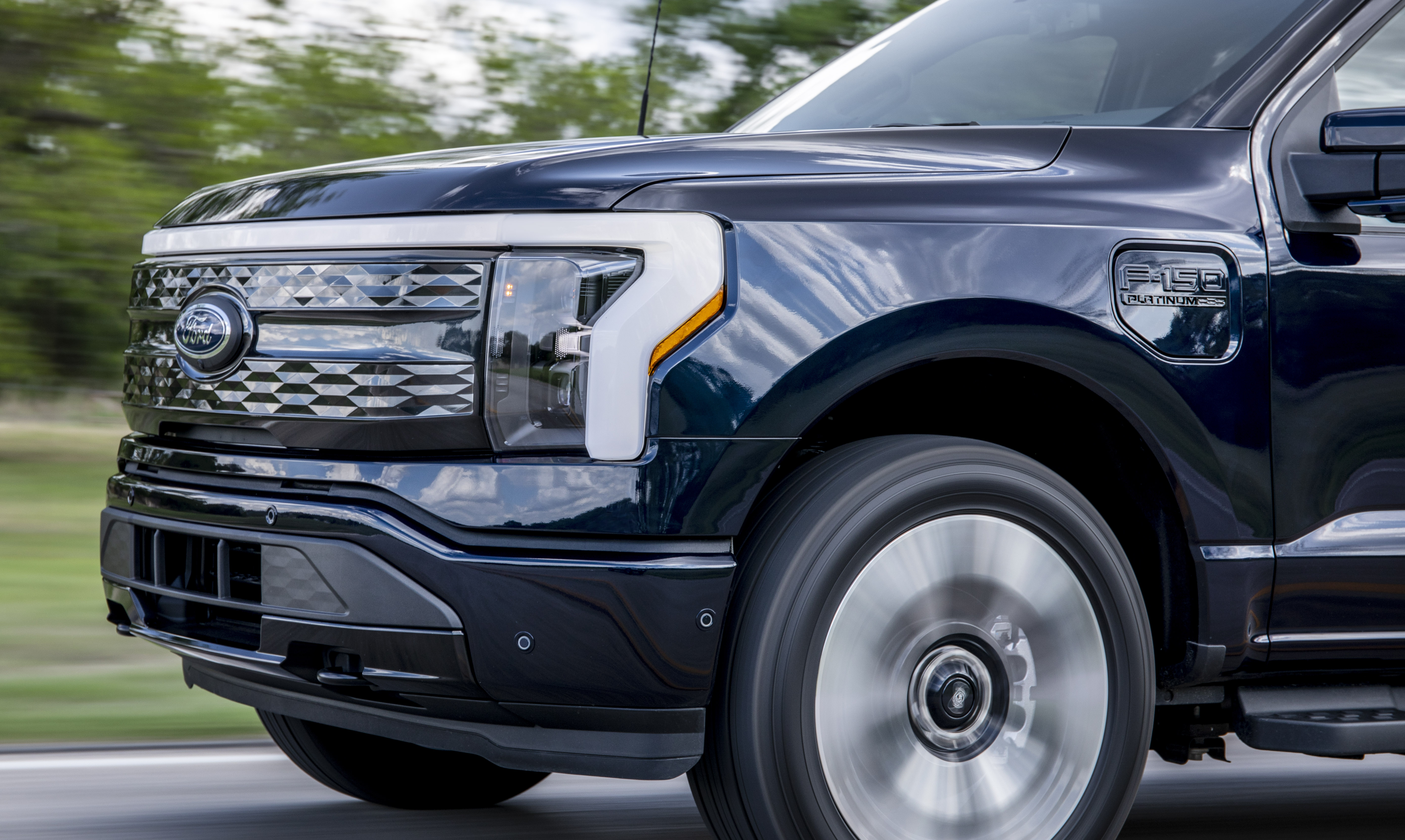 https://images.financialmodelingprep.com/news/a-little-good-news-for-ford-and-gm-investors-20251010.jpg