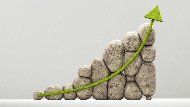 A New Portfolio Addition! I Just Bought These 2 Dividend Growers