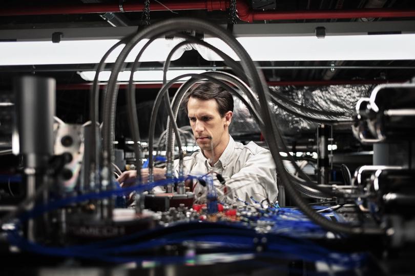 A simple explainer on what quantum computing actually is, and why it is terrifying for bitcoin