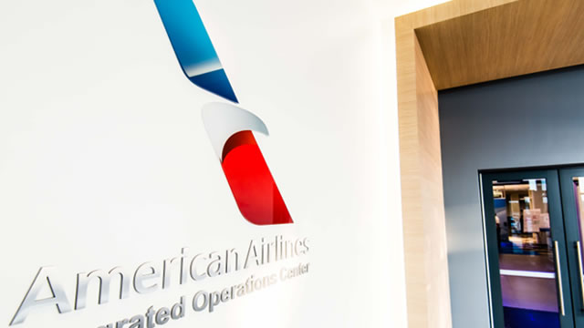 AAL Posts Narrower-Than-Expected Q1 Loss Amid Revenue Strength