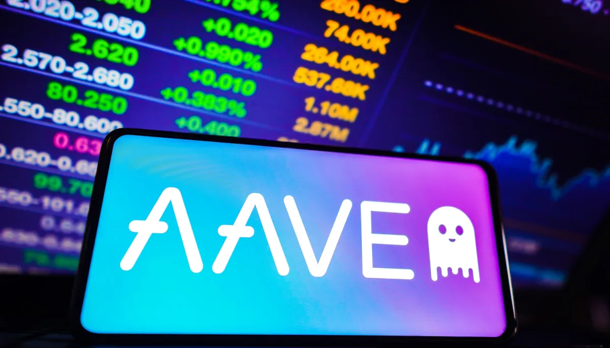 AAVE Price Surges 5% Despite Escalating Aave Labs Governance Tensions