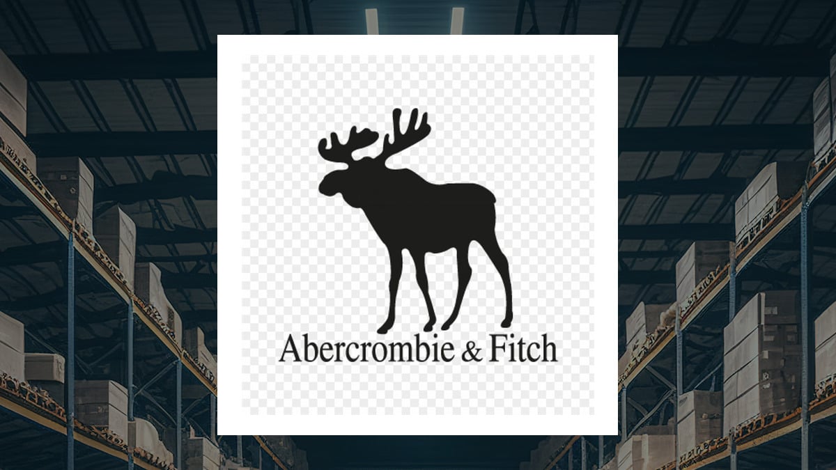 Abercrombie & Fitch Company $ANF Stake Increased by Amundi