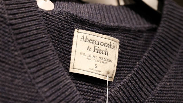 Abercrombie & Fitch raises annual sales growth forecast on resilient demand