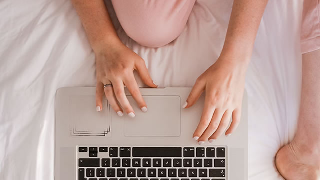 Affirm's Growth Boosted by Apple and Amazon Partnerships, Lower Interest Rates: Analyst