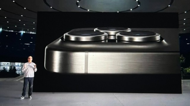 AI: first Apple Intelligence features to be unveiled at developers conference today