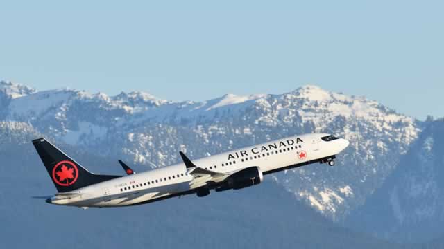 Air Canada Flight Attendants to Defy Back to Work Order