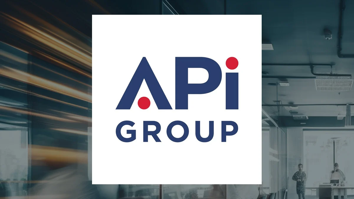 Allspring Global Investments Holdings LLC Buys 92,816 Shares of APi Group Corporation $APG