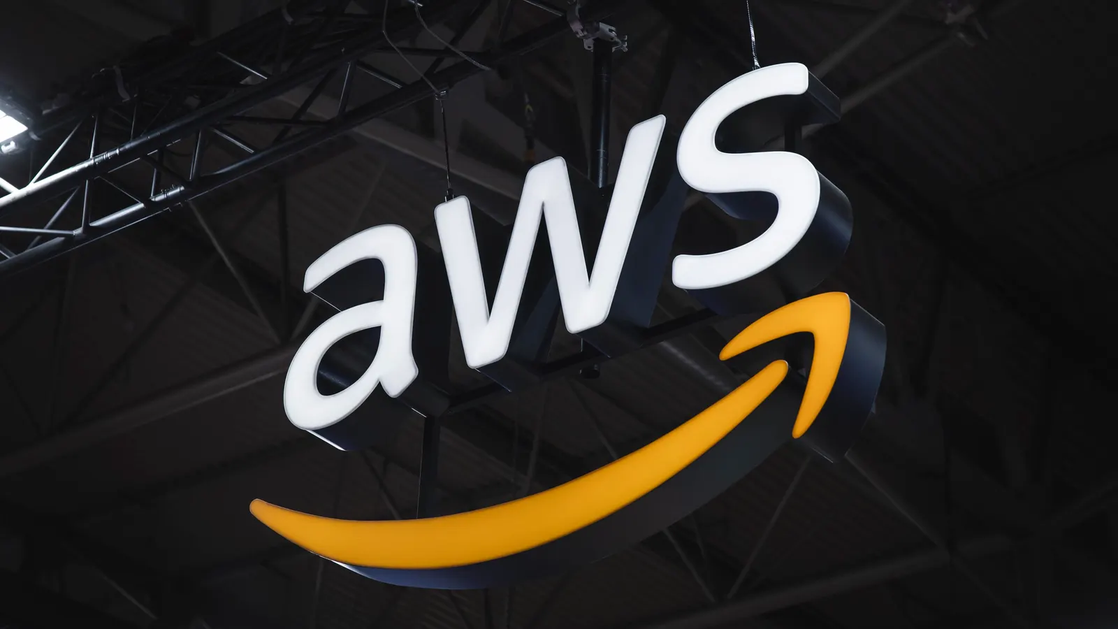 Amazon Web Services Experiencing More Connectivity Issues During Recovery From Outage