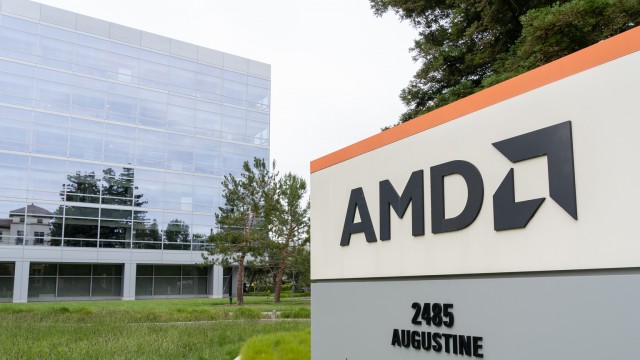 AMD: Enjoying Tailwinds But Still Not Growing