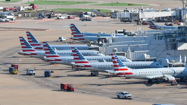 American Airlines (AAL) Declines More Than Market: Some Information for Investors