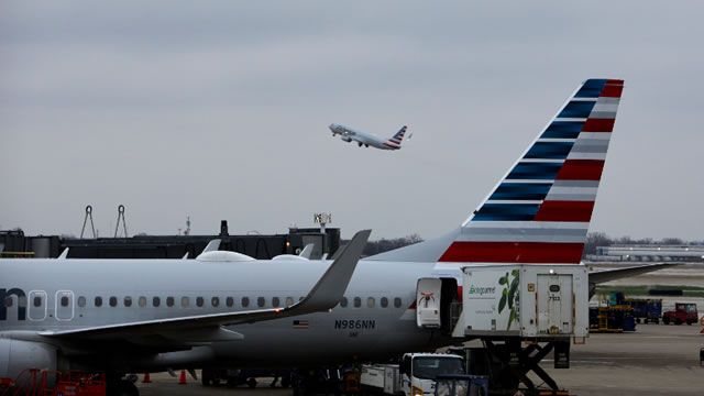 American Airlines Passenger Jet Collides With Helicopter, Search Underway