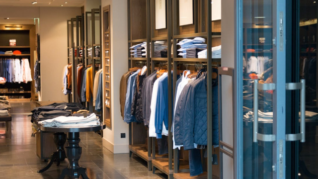 AEO Stock News Image - zacks.com