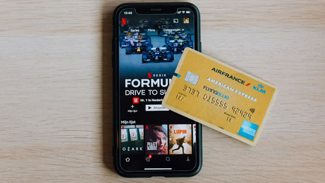 American Express (AXP) Stock Sinks As Market Gains: Here's Why