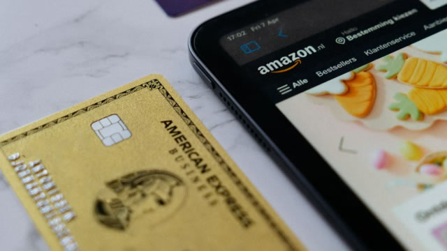 American Express Keeps Buy Rating After Stellar Q1, Despite Clouds Over Consumer Confidence