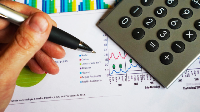 American International Group (AIG) Reports Q1 Earnings: What Key Metrics Have to Say