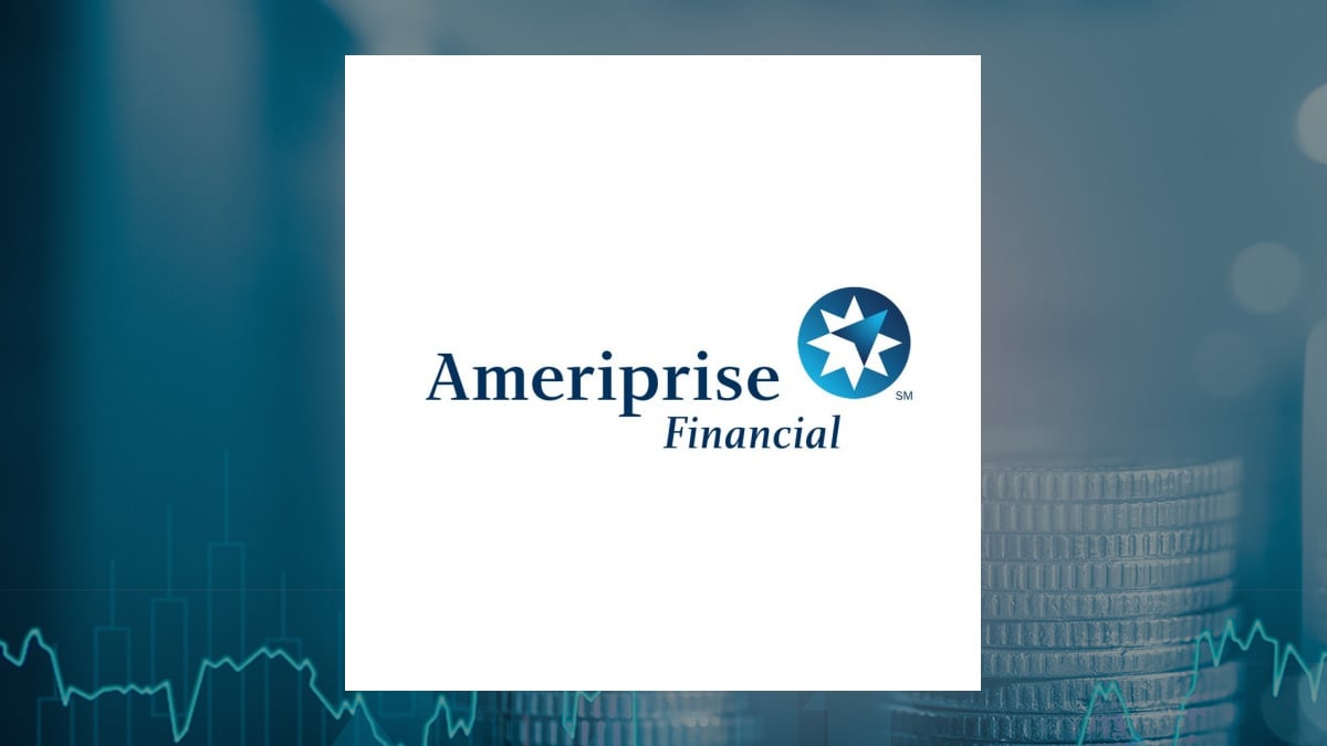 Ameriprise Financial, Inc. (NYSE:AMP) Receives Average Rating of “Hold” from Analysts