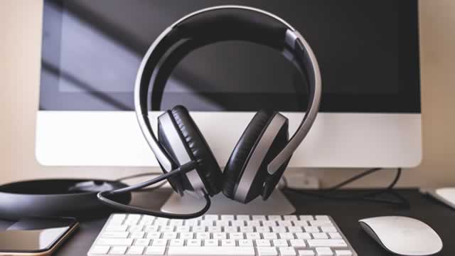 Amphenol's Datacom Growth Momentum Continues: A Sign of More Upside?