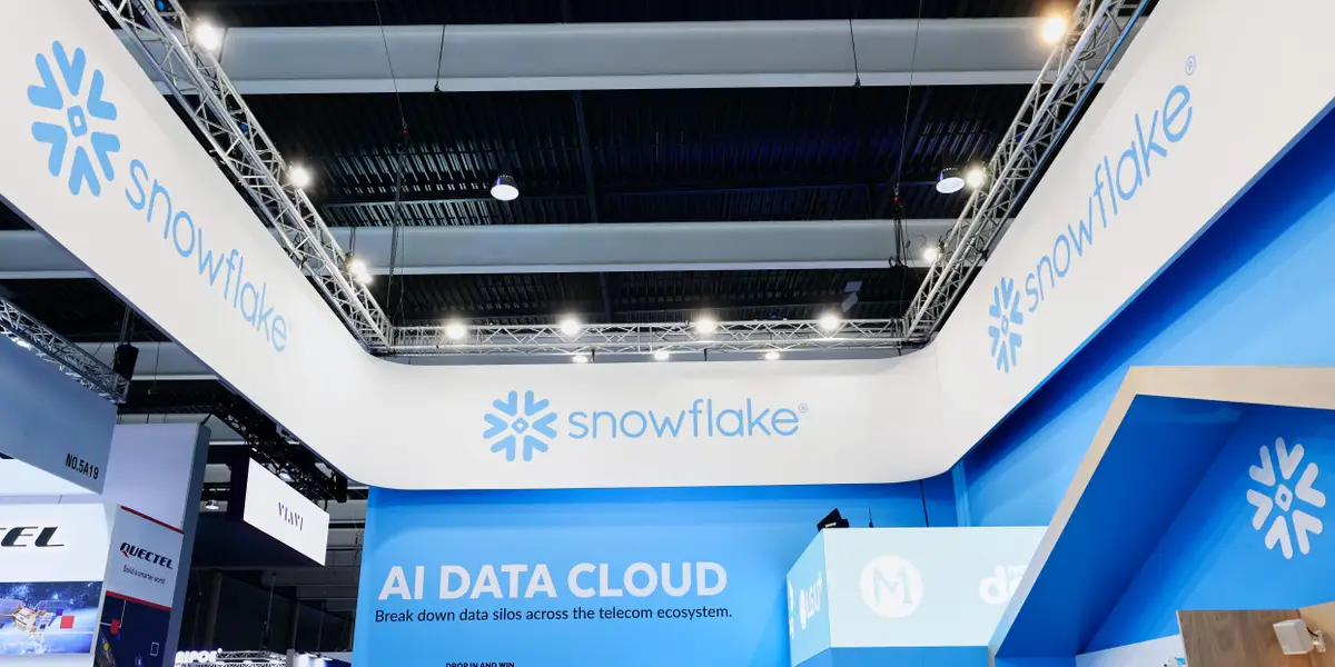 An influencer's interview with Snowflake's CRO triggered an 8-K filing