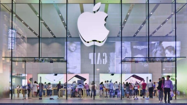 Analysts revise Apple stock price target