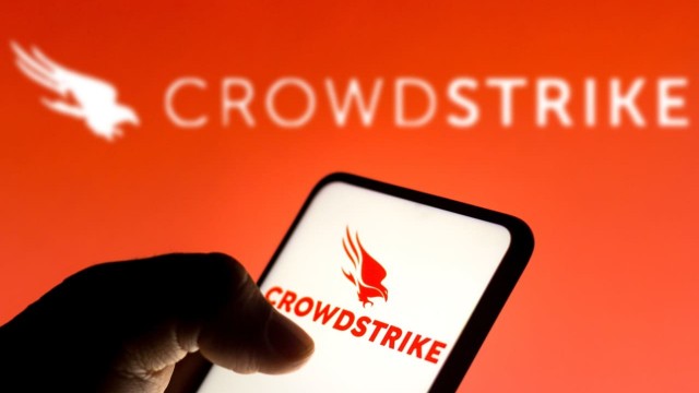 Analysts revise CrowdStrike stock price target after earnings