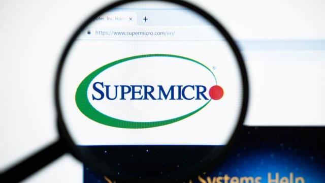 Analysts revise SMCI stock price targets