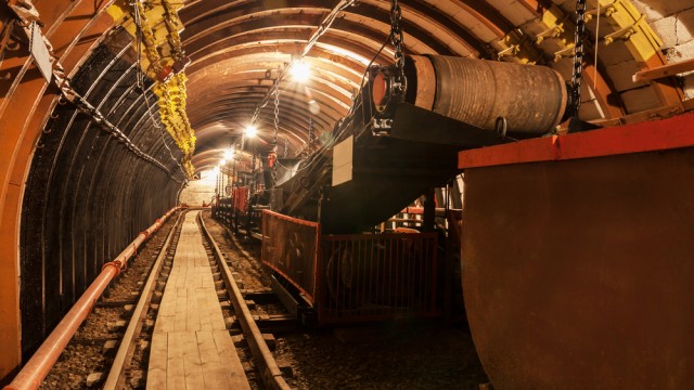 Anglo American fire sale set to start. Here's who will buy the coal assets