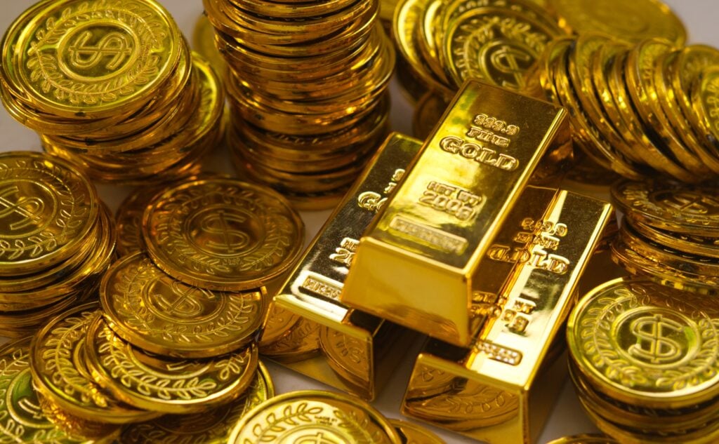Anthony Pompliano Pitches Gold, Bitcoin As Hedges Against Dollar Debasement: 'If The Government Defaults, You Better