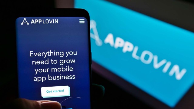 APP Stock Alert: Apple Deals AppLovin Blow, Sends Shares Falling