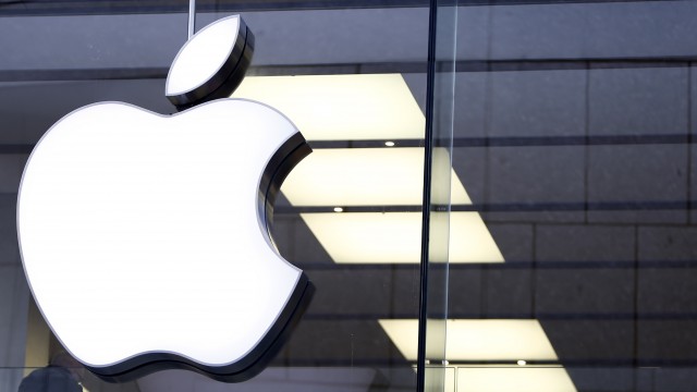 Apple challenges $2 bln EU antitrust fine at EU court