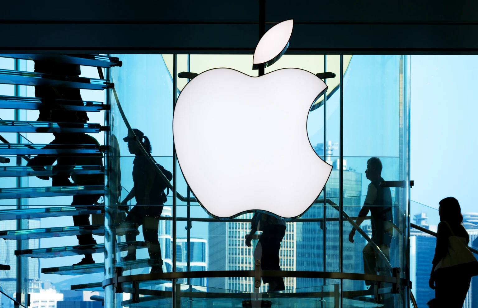 Apple: Has Adopted The Razor-Blade Model