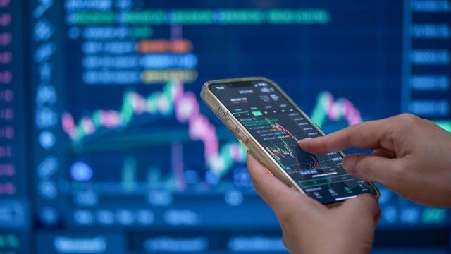 Apple Intelligence Helps Boost Company Stock To New All-Time High