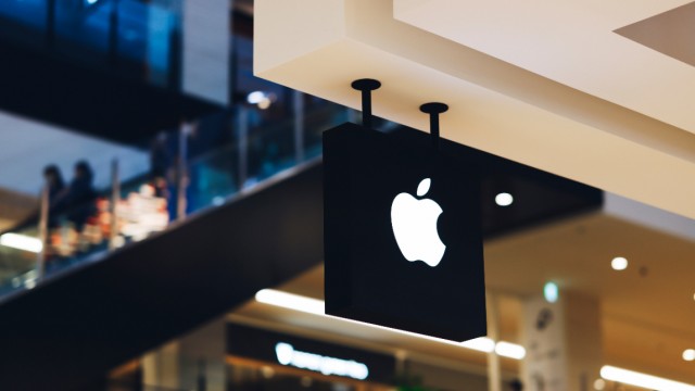Apple poised to benefit from once-in-a-decade upgrade cycle as AI phones rollout