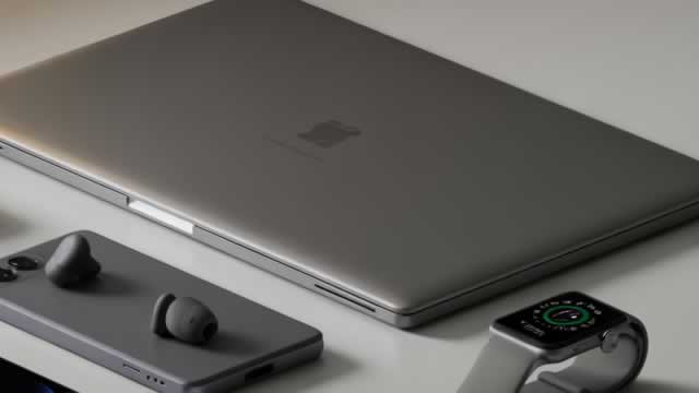 Apple Raised Prices, Samsung Raised Profits — Micron Predicted Both